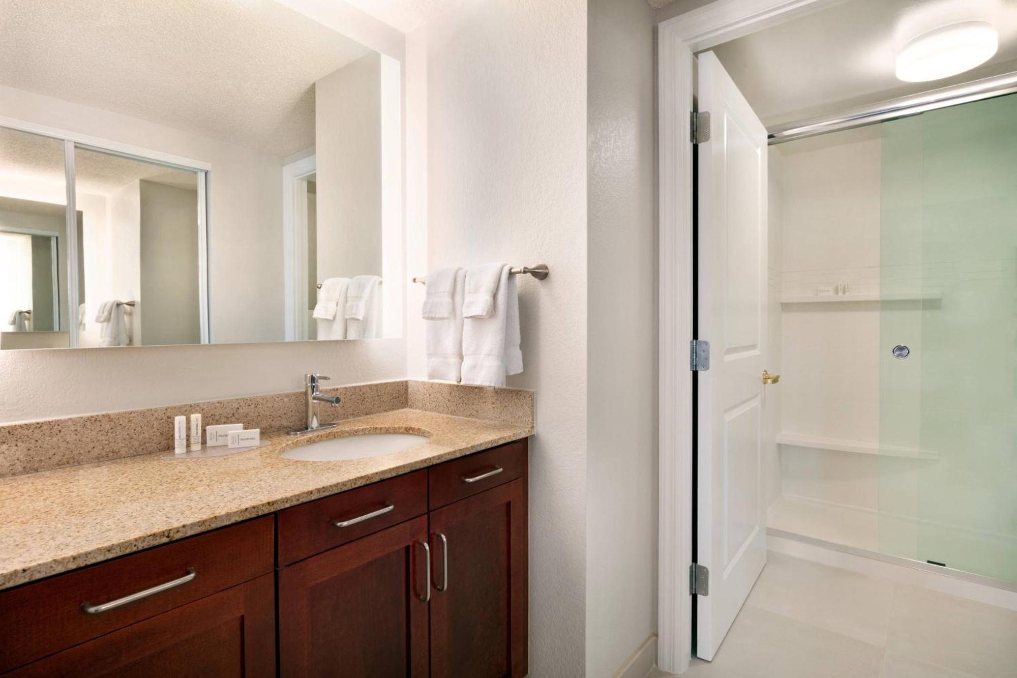 Residence Inn By Marriott Baltimore Downtown/ Inner Harbor Bagian luar foto